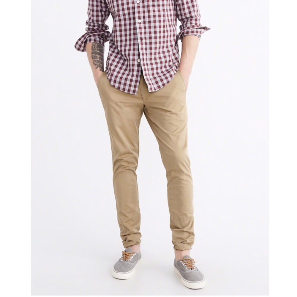Abercrombie & Fitch Khakis